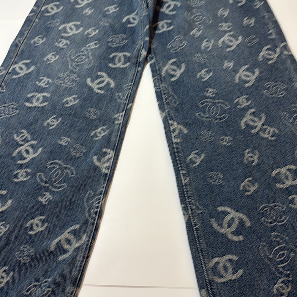 CHANEL Blue Straight Leg Jeans with Logo Design - Picture 3 of 4
